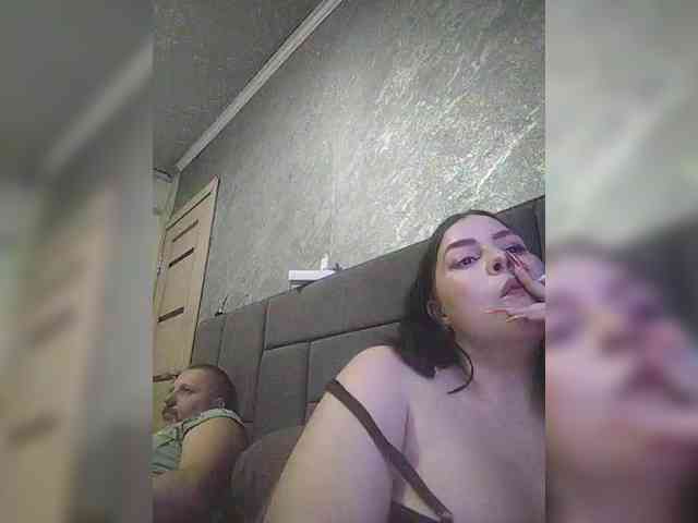 Cleopatra1990 webcam