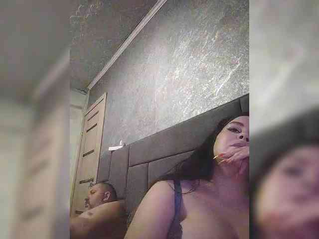 Cleopatra1990 webcam