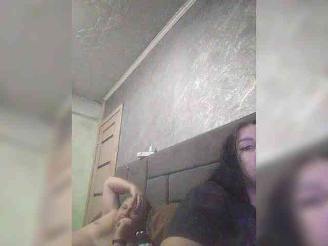 Cleopatra1990 webcam