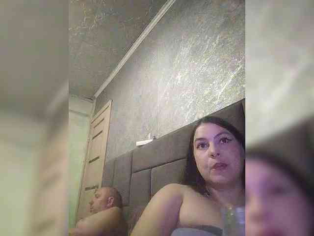 Cleopatra1990 webcam