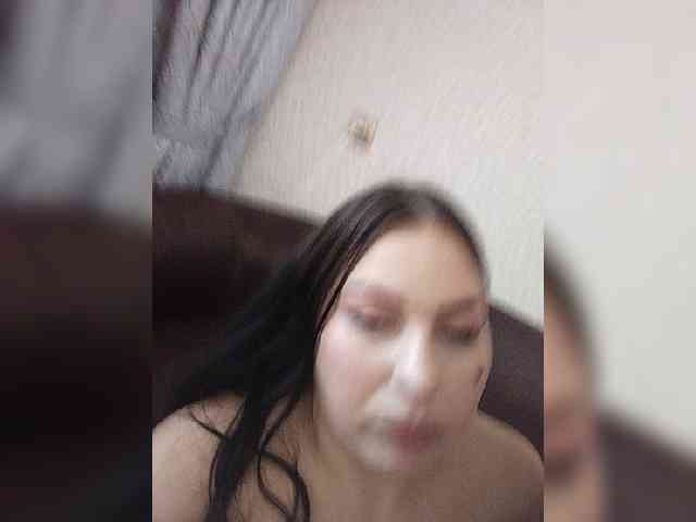 Cleopatra1990 webcam