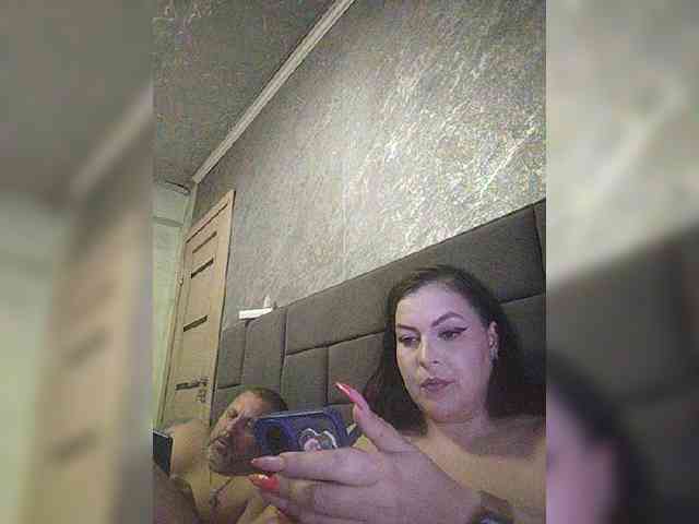 Cleopatra1990 webcam