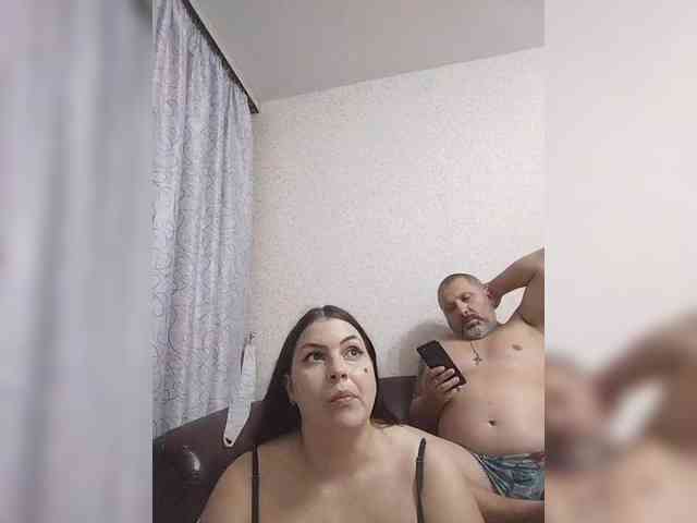 Cleopatra1990 webcam