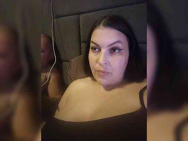 Cleopatra1990 webcam