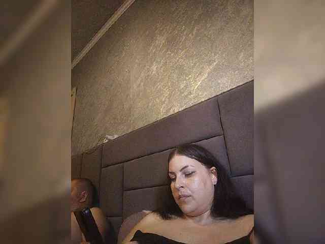 Cleopatra1990 webcam