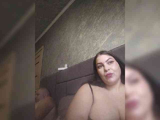 Cleopatra1990 webcam