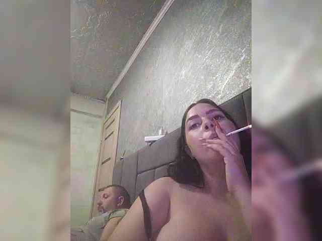 Cleopatra1990 webcam