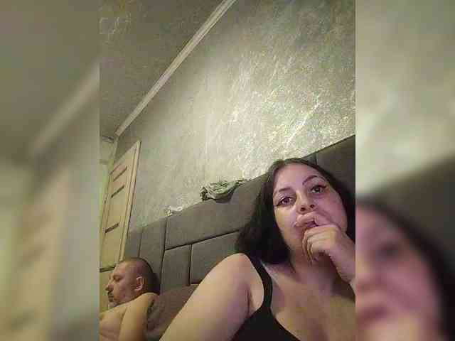 Cleopatra1990 webcam