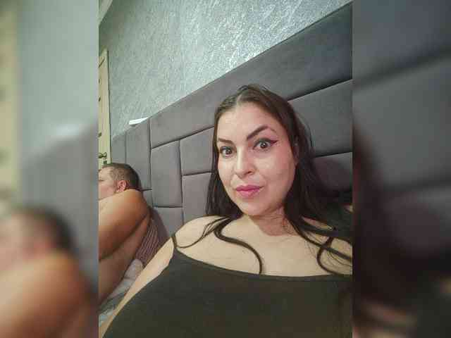 Cleopatra1990 webcam