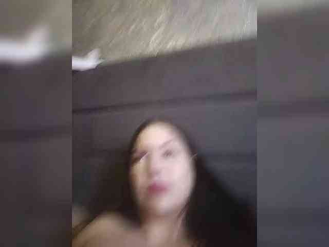 Cleopatra1990 webcam