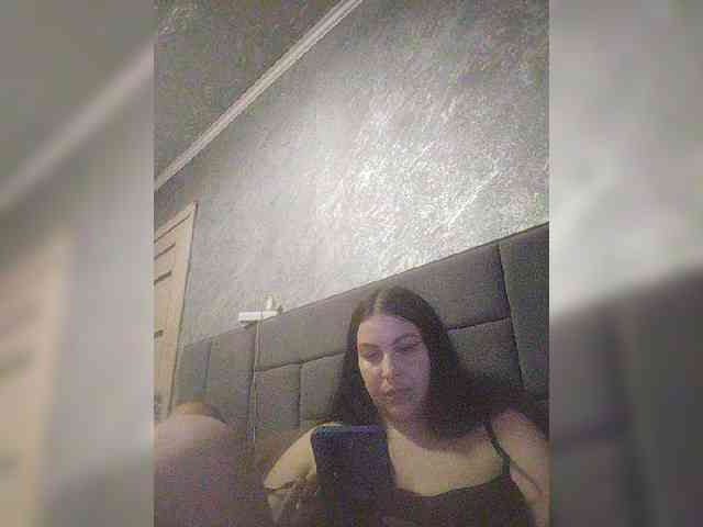 Cleopatra1990 webcam