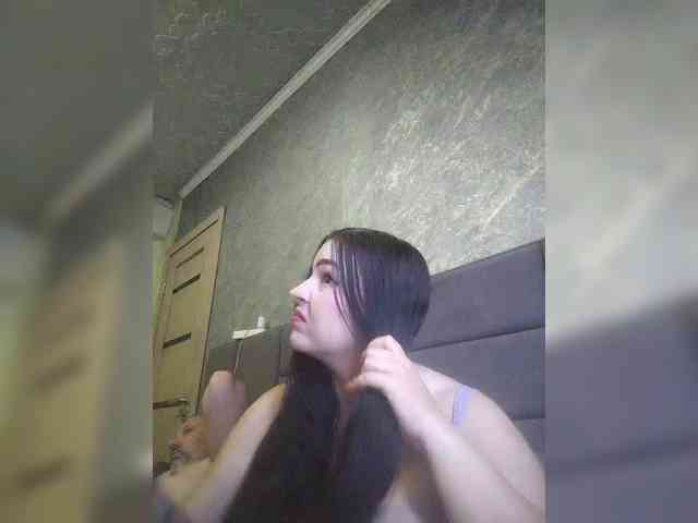 Cleopatra1990 webcam