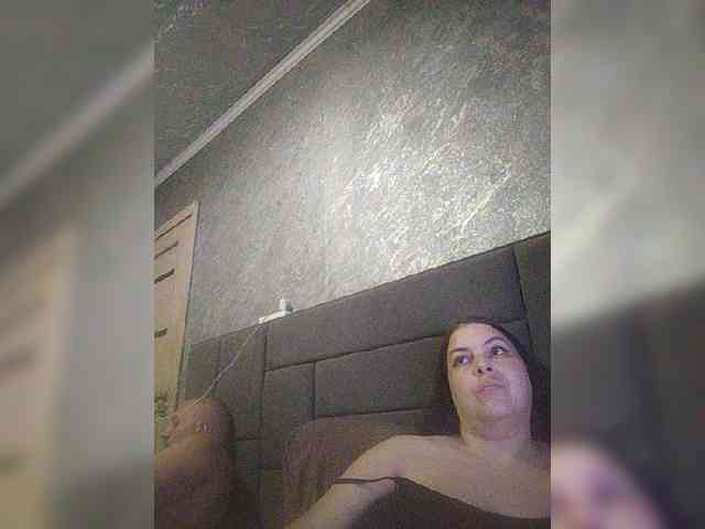 Cleopatra1990 webcam
