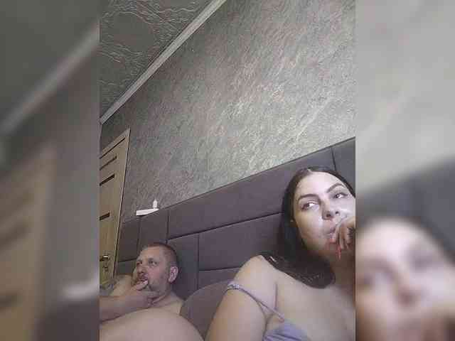 Cleopatra1990 webcam