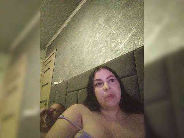 Cleopatra1990 webcam