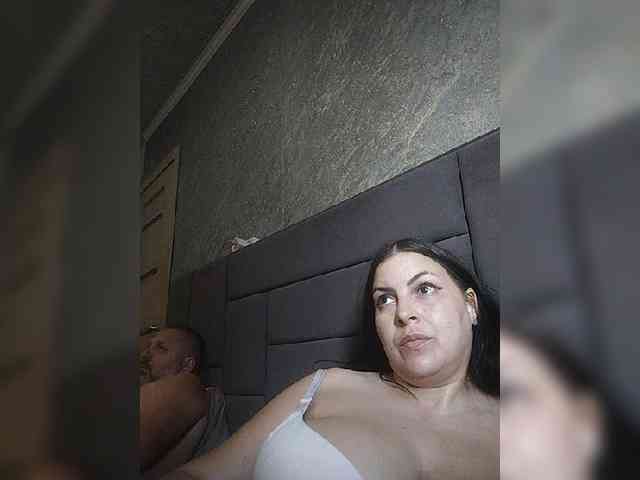 Cleopatra1990 webcam