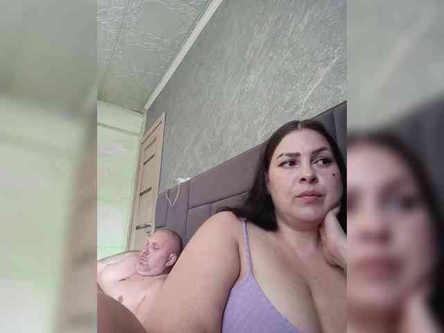 Cleopatra1990 webcam