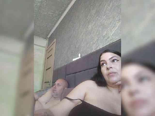 Cleopatra1990 webcam