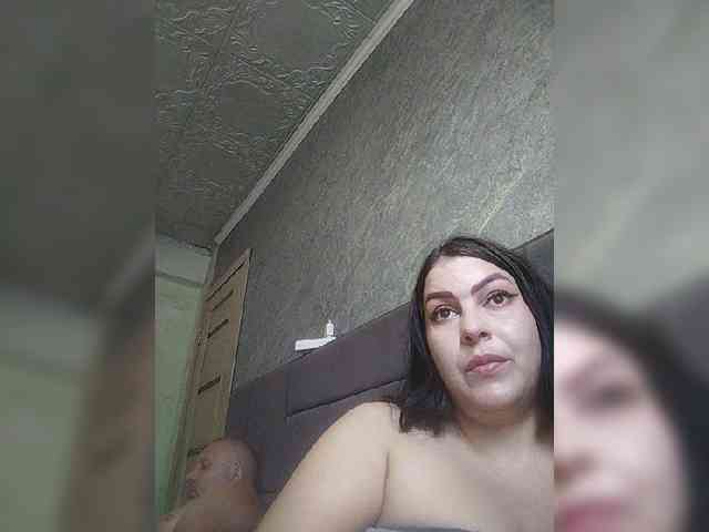 Cleopatra1990 webcam