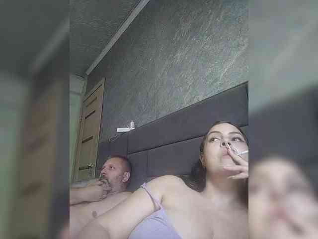 Cleopatra1990 webcam