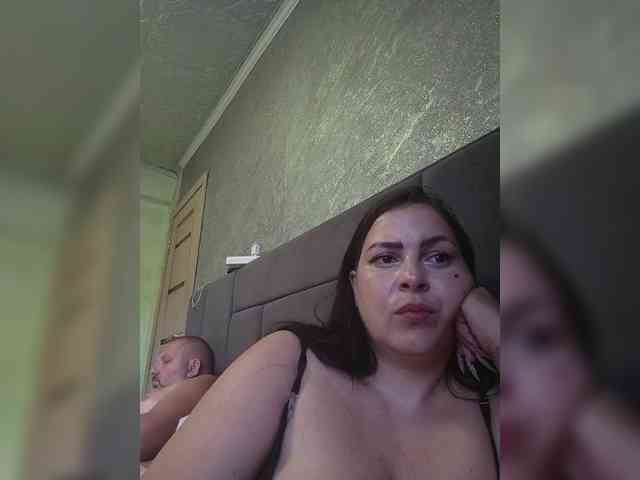 Cleopatra1990 webcam