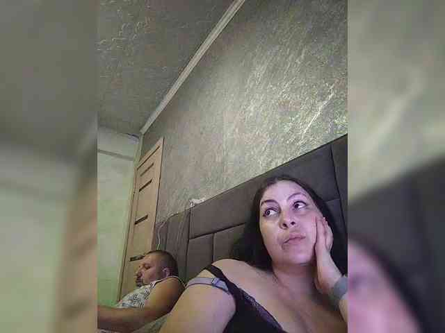 Cleopatra1990 webcam