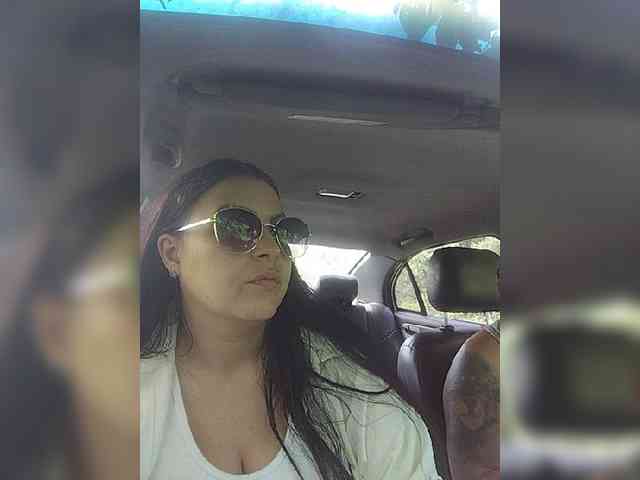 Cleopatra1990 webcam