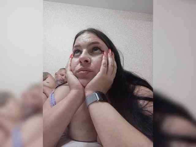 kissmabont Sex Cam Show