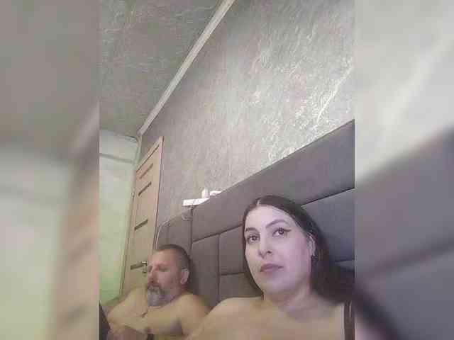 Cleopatra1990 webcam