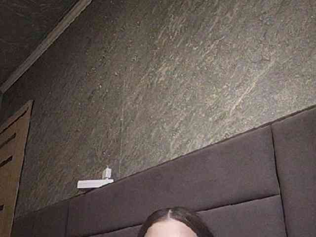Cleopatra1990 webcam