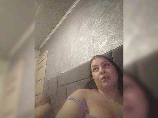 Cleopatra1990 webcam