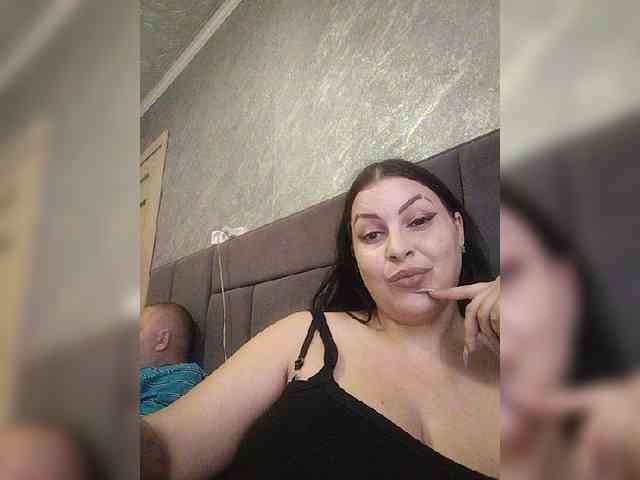 Cleopatra1990 webcam