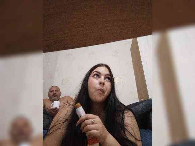 Cleopatra1990 webcam