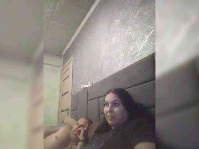 Cleopatra1990 webcam