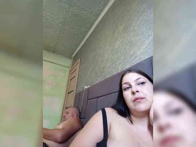 Cleopatra1990 webcam