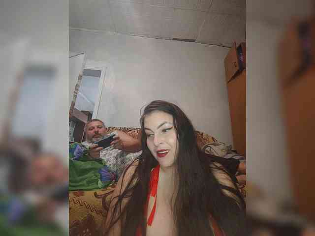 Cleopatra1990 webcam