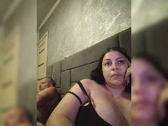 Cleopatra1990 webcam