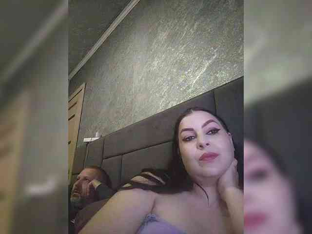 Cleopatra1990 webcam