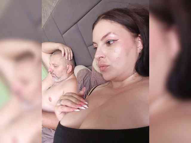 Cleopatra1990 webcam