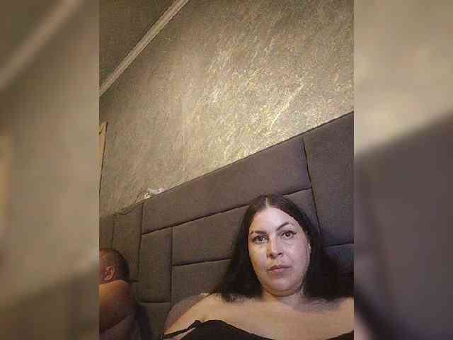 Cleopatra1990 webcam