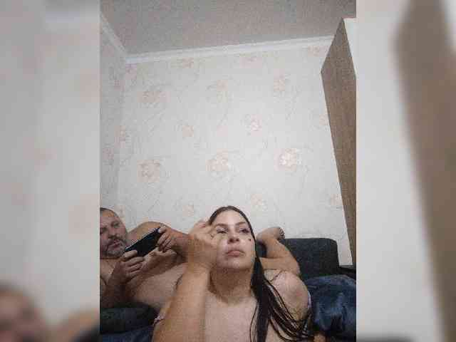 Cleopatra1990 webcam