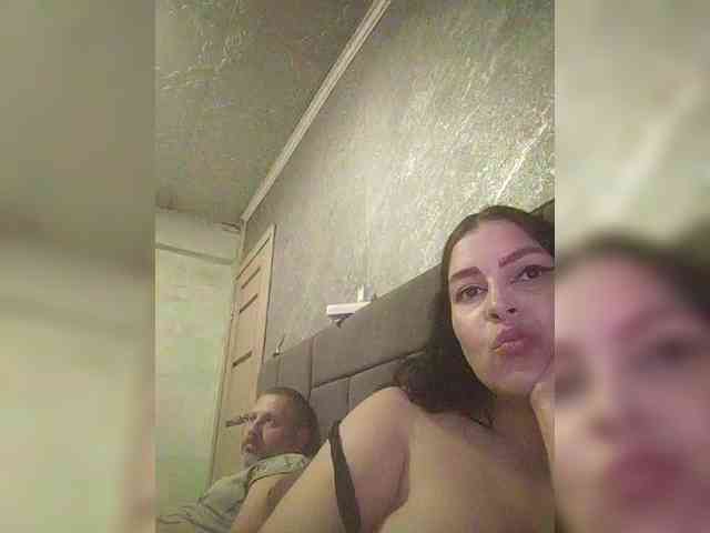 Cleopatra1990 webcam
