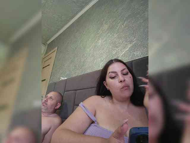 Cleopatra1990 webcam