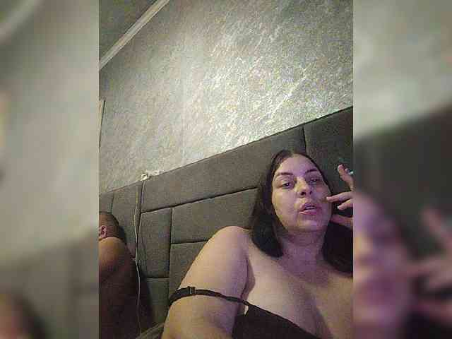 Cleopatra1990 webcam