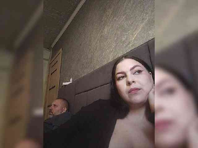 Cleopatra1990 webcam