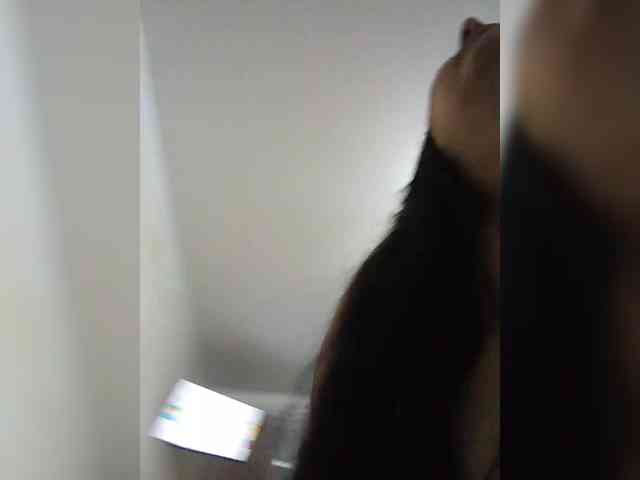 Cleopatra1990 webcam
