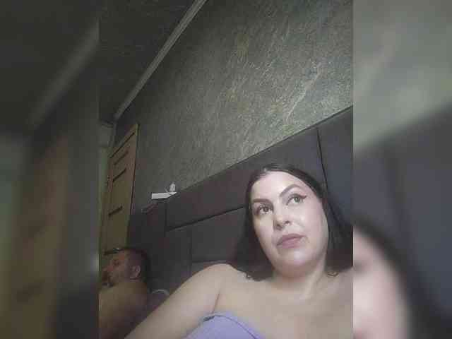 Cleopatra1990 webcam