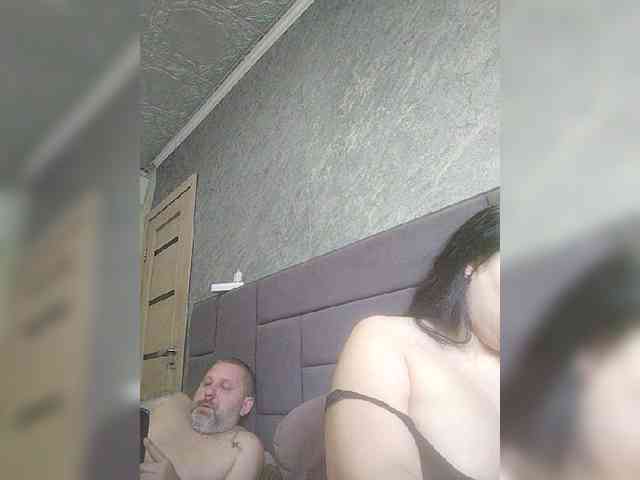 Cleopatra1990 webcam