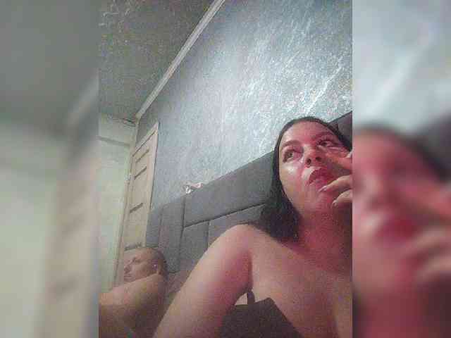 Cleopatra1990 webcam