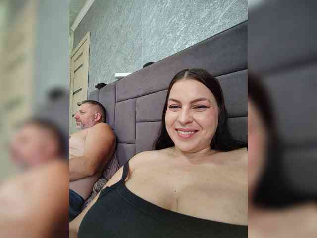 Cleopatra1990 webcam